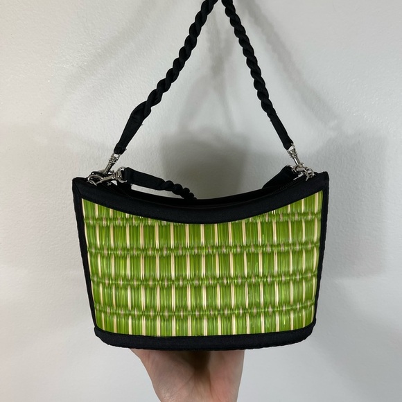 Green and Black Woven Sustainable Women's Bag Cambodia Hand Made - Picture 3 of 7